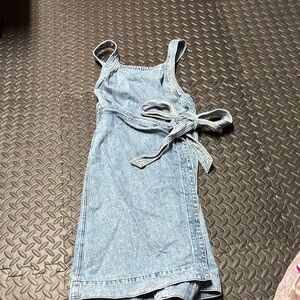 Stylish Denim Dress with Tie Waist